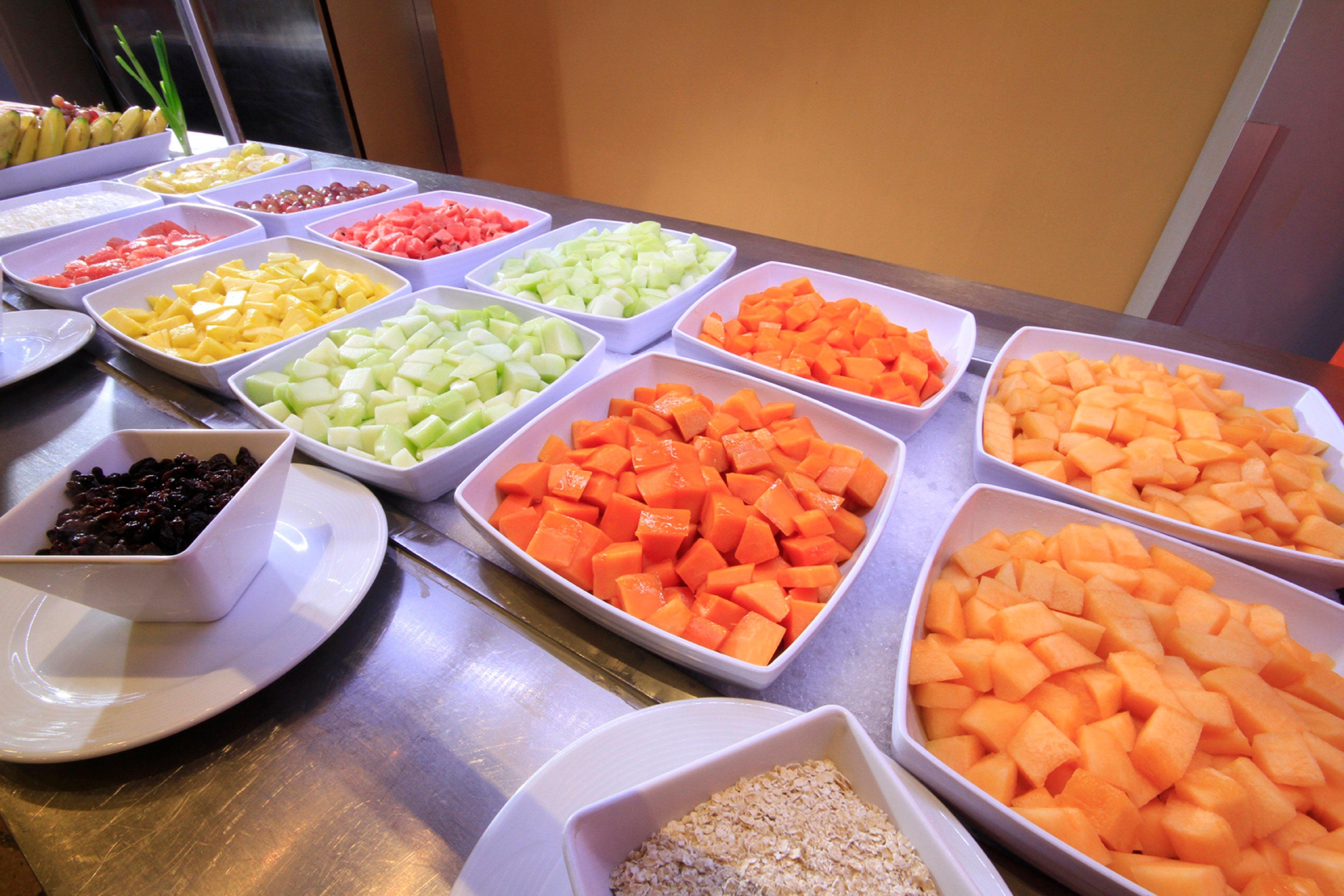 Holiday Inn Monterrey-Parque Fundidora By Ihg Exterior foto Fruit salad