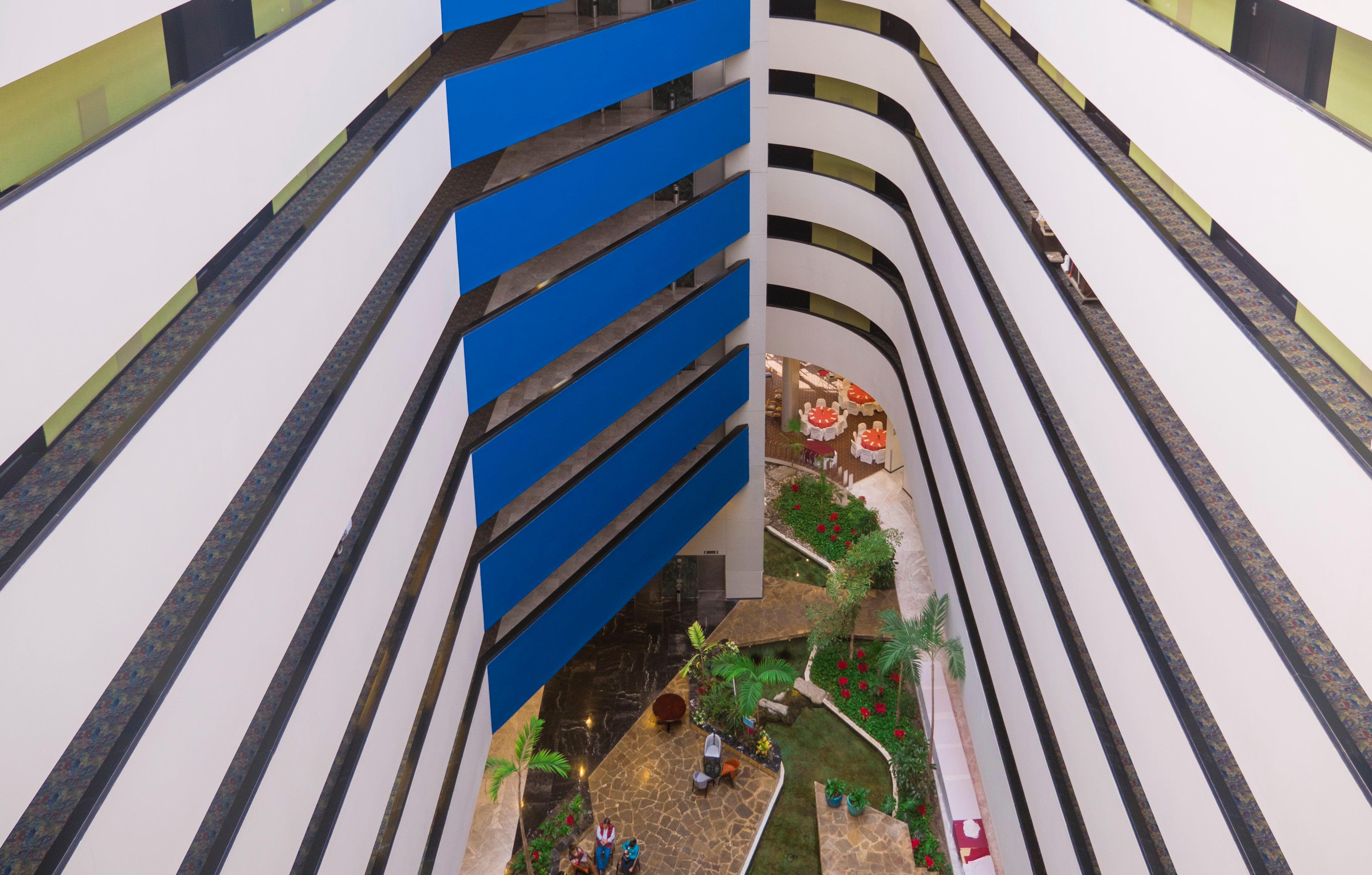 Holiday Inn Monterrey-Parque Fundidora By Ihg Exterior foto The interior of the building